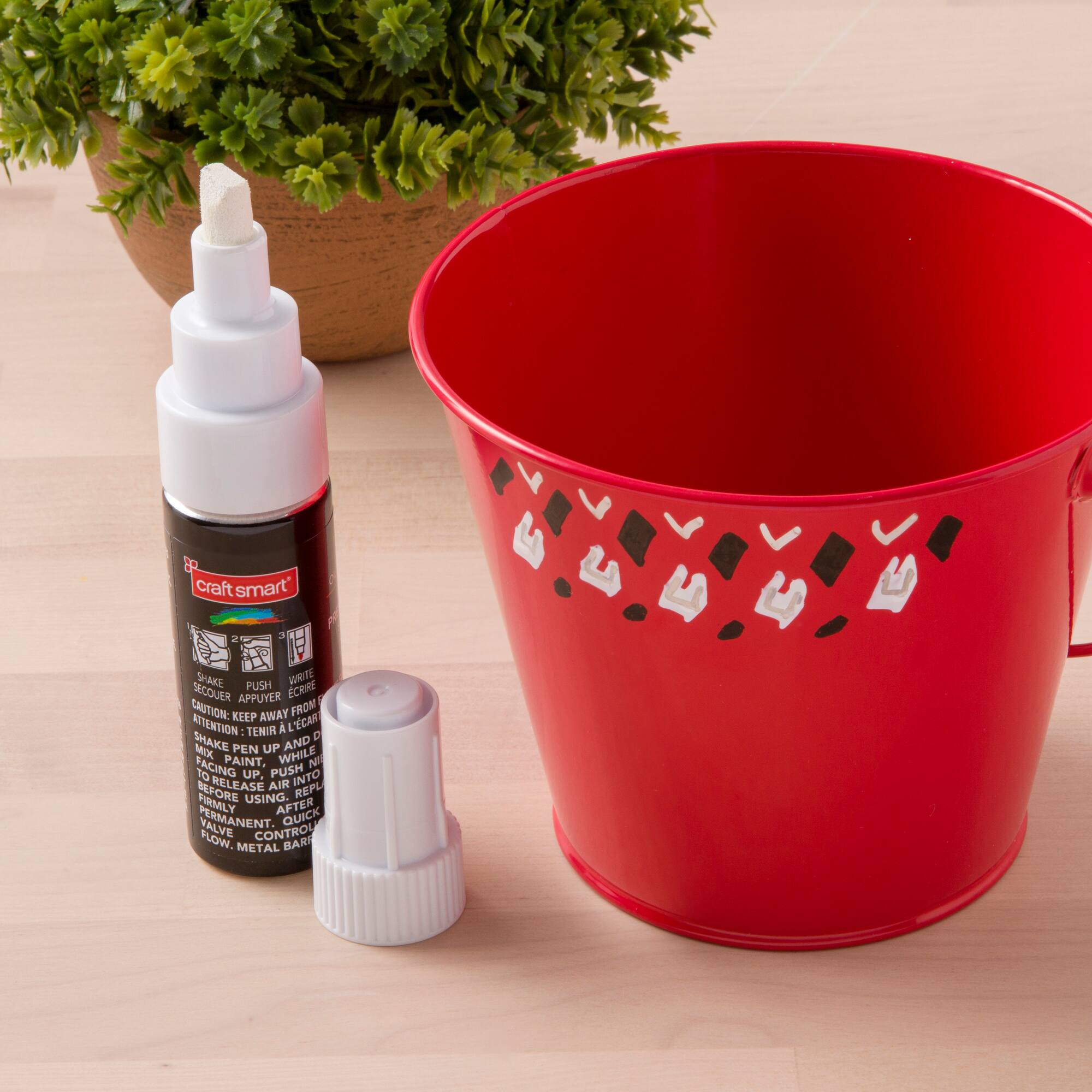 Premium Jumbo Paint Pen by Craft Smart